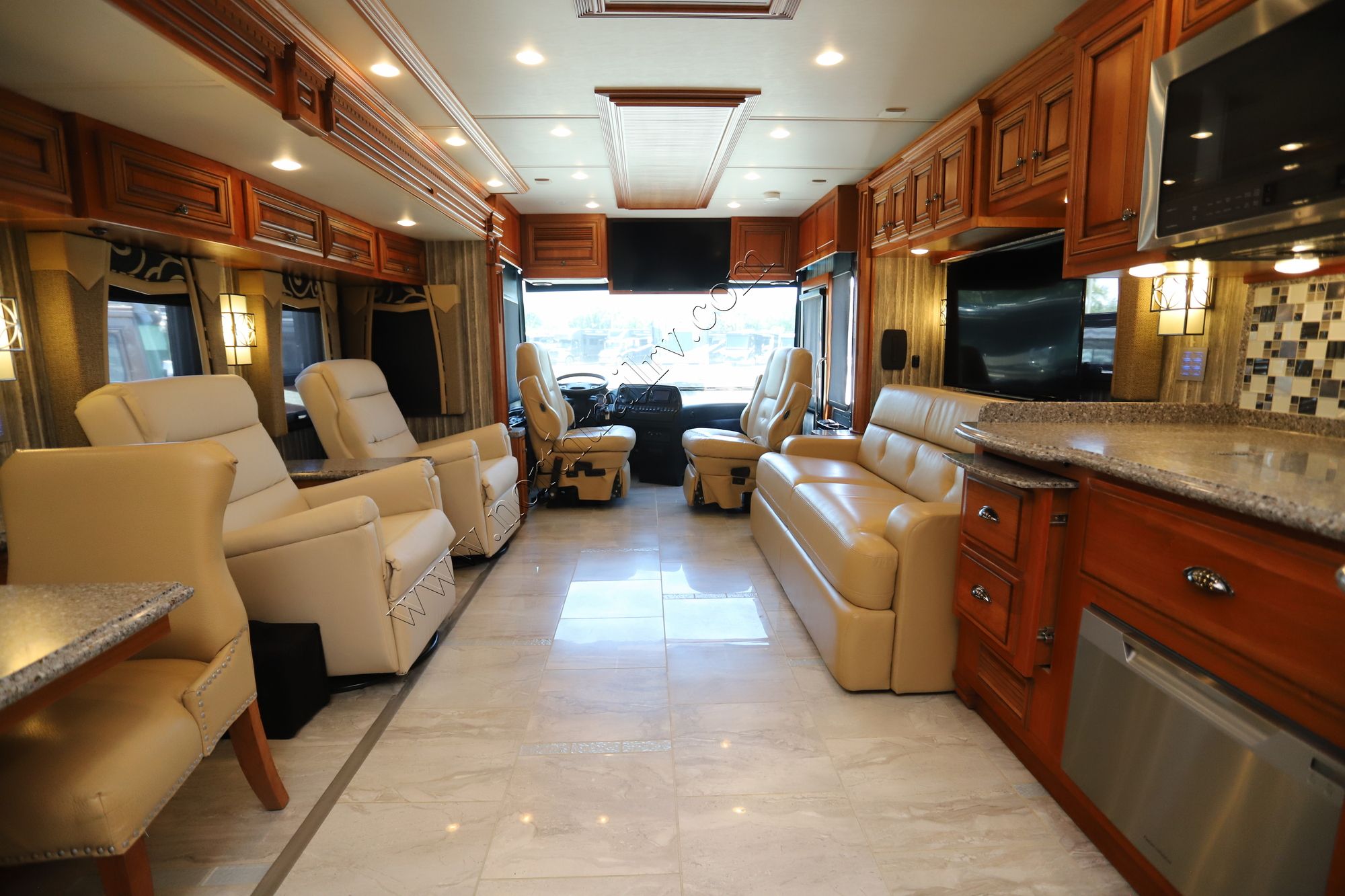 Used 2017 Newmar Dutch Star 4369 Class A  For Sale