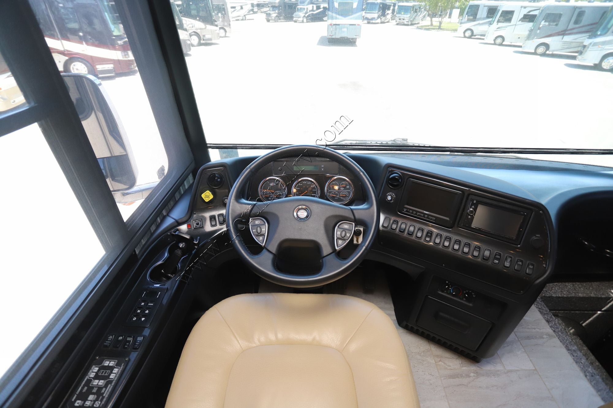 Used 2017 Newmar Dutch Star 4369 Class A  For Sale