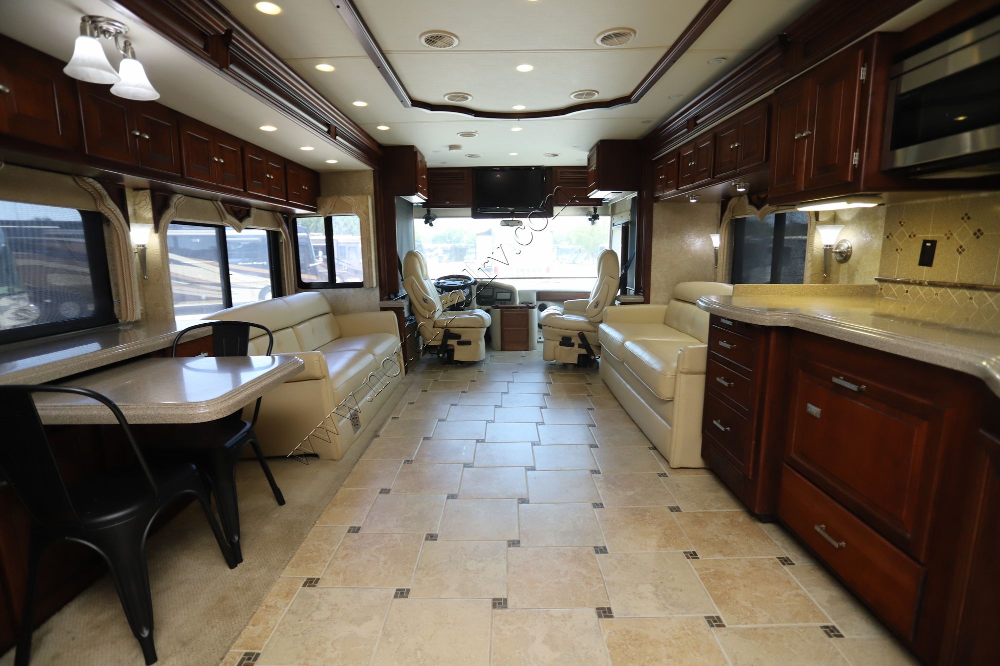 Used 2009 Tiffin Motor Homes Allegro Bus 43QBP Class A  For Sale