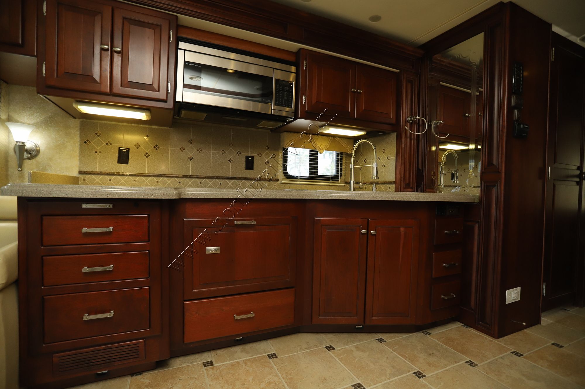 Used 2009 Tiffin Motor Homes Allegro Bus 43QBP Class A  For Sale