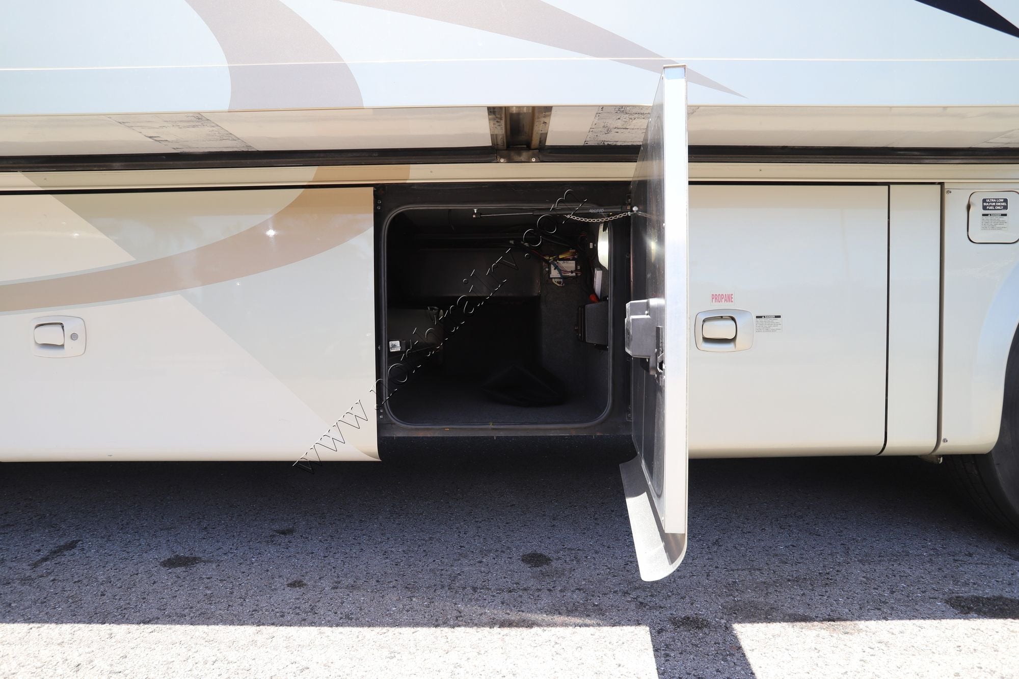 Used 2009 Tiffin Motor Homes Allegro Bus 43QBP Class A  For Sale