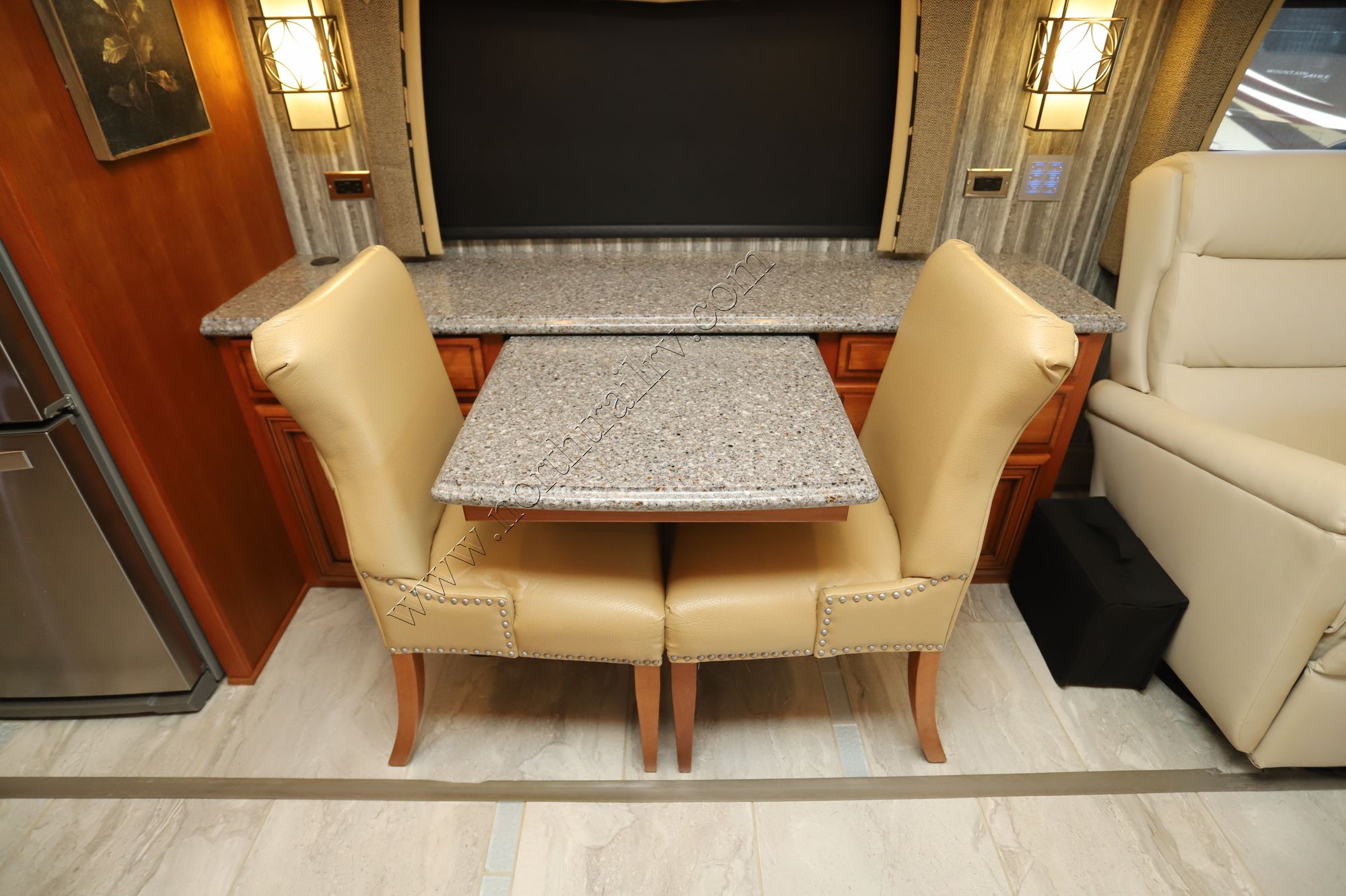 Used 2017 Newmar Dutch Star 4369 Class A  For Sale