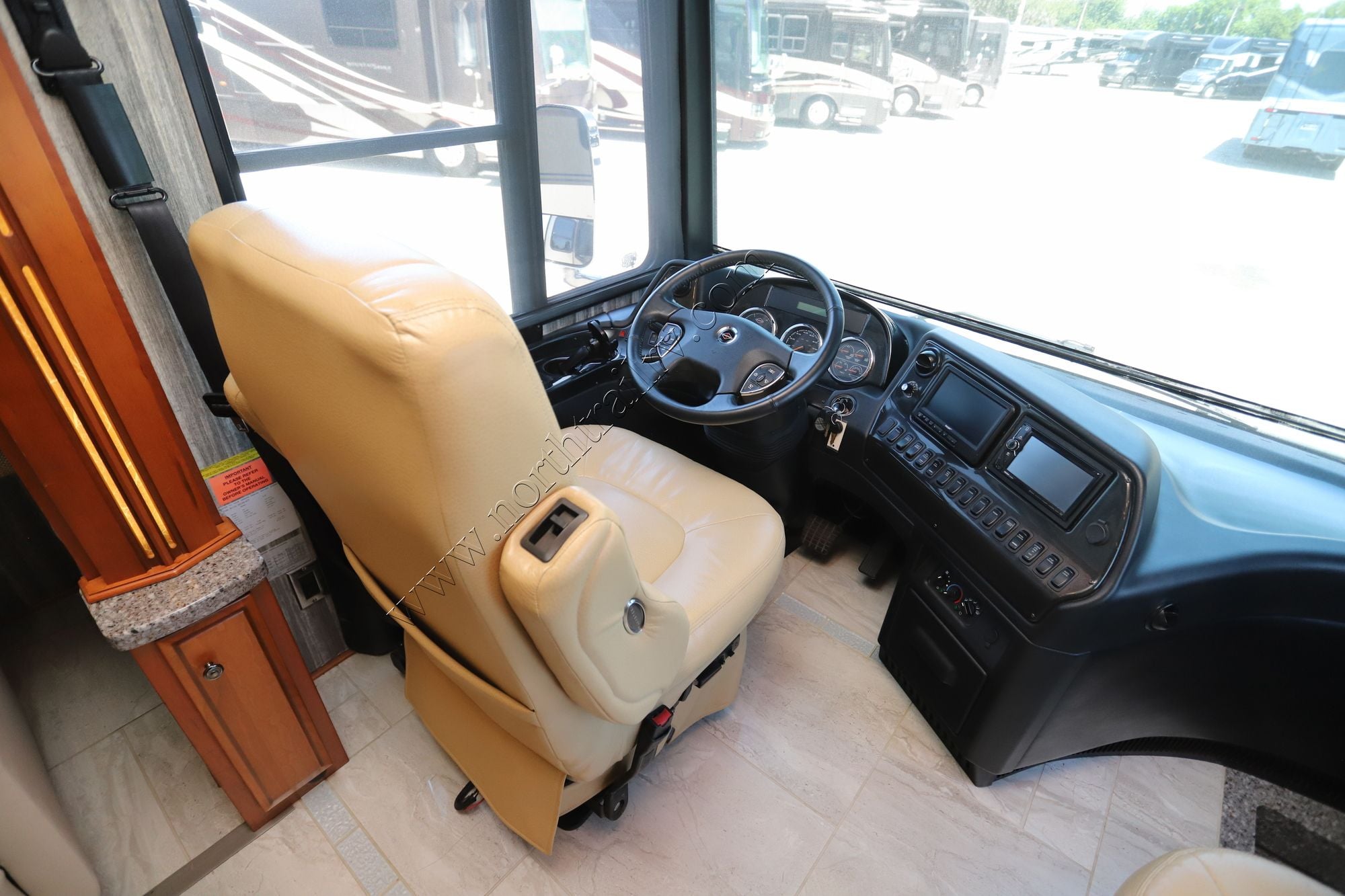 Used 2017 Newmar Dutch Star 4369 Class A  For Sale