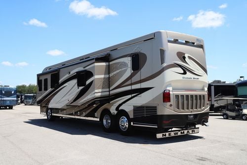 2017 Newmar Dutch Star 4369