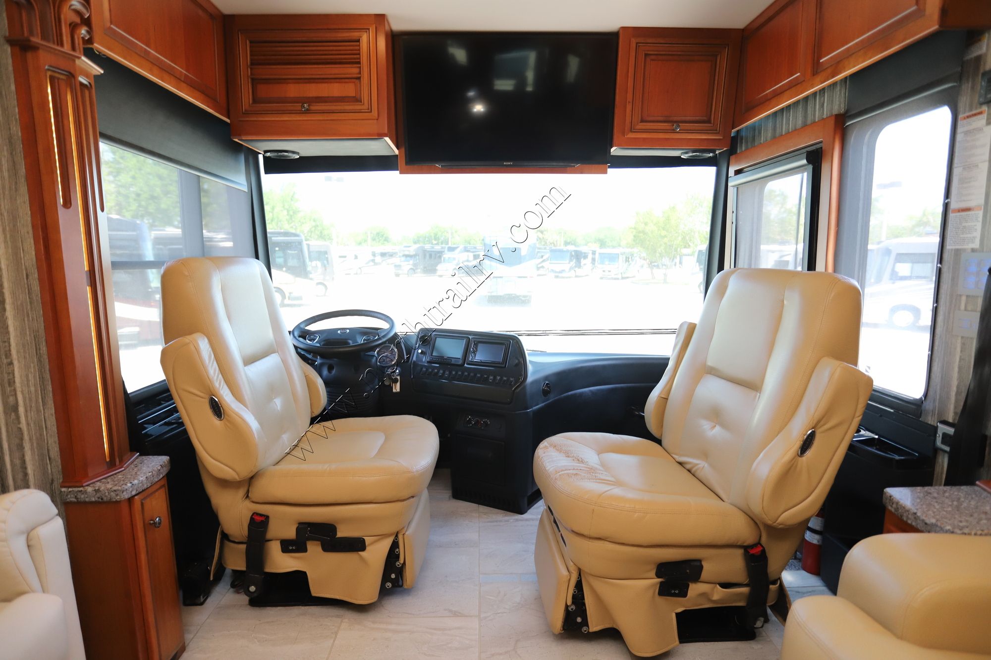 Used 2017 Newmar Dutch Star 4369 Class A  For Sale