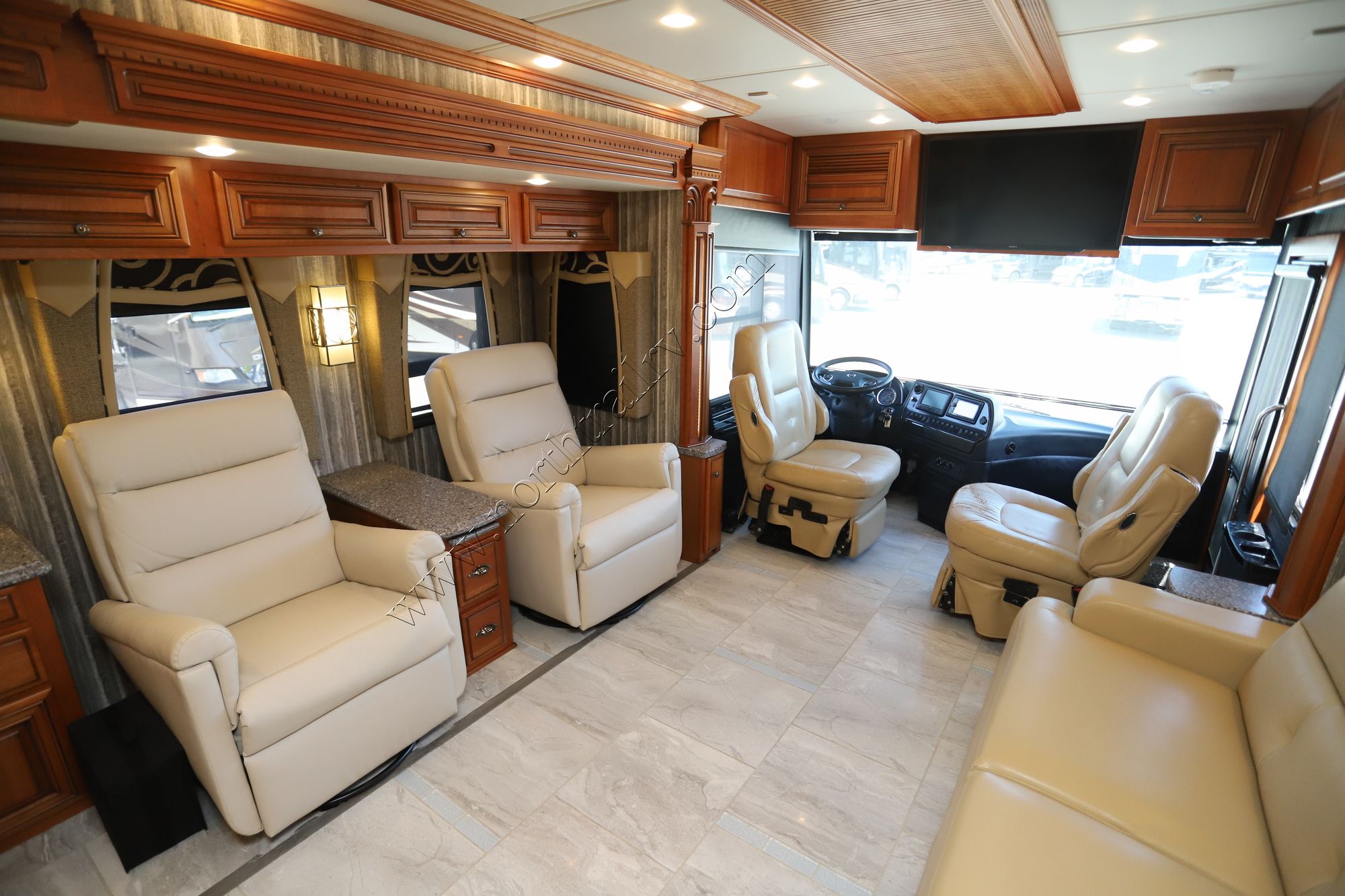 Used 2017 Newmar Dutch Star 4369 Class A  For Sale