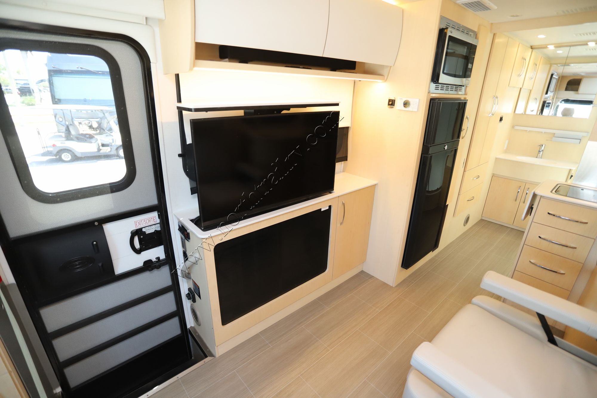 Used 2022 Leisure Travel Unity U24MB Class C  For Sale