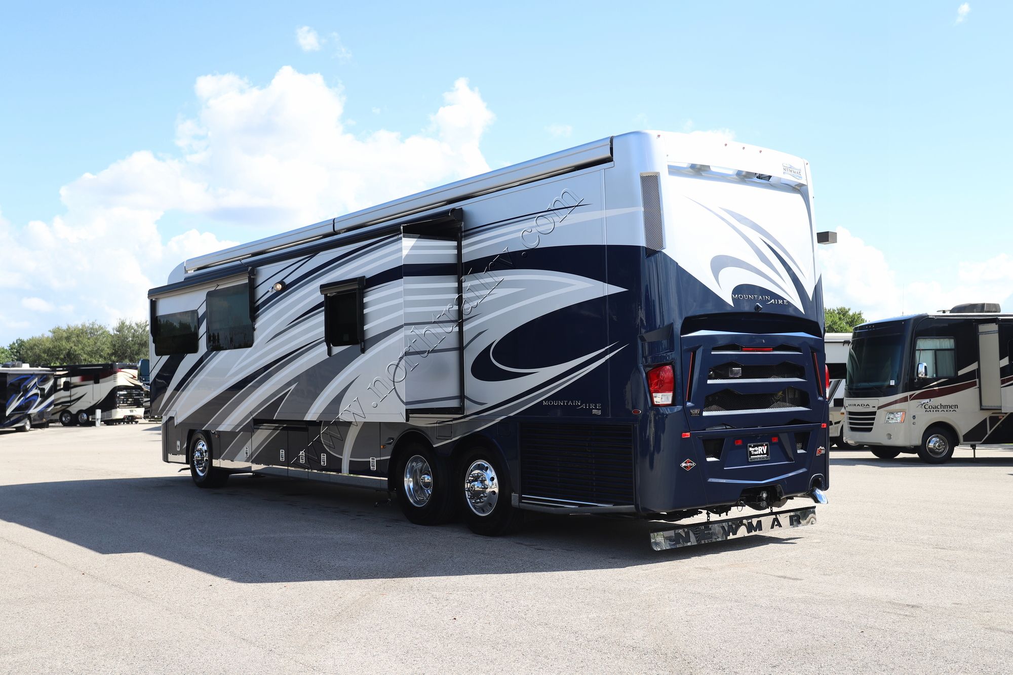 Used 2022 Newmar Mountain Aire 4118 Class A  For Sale