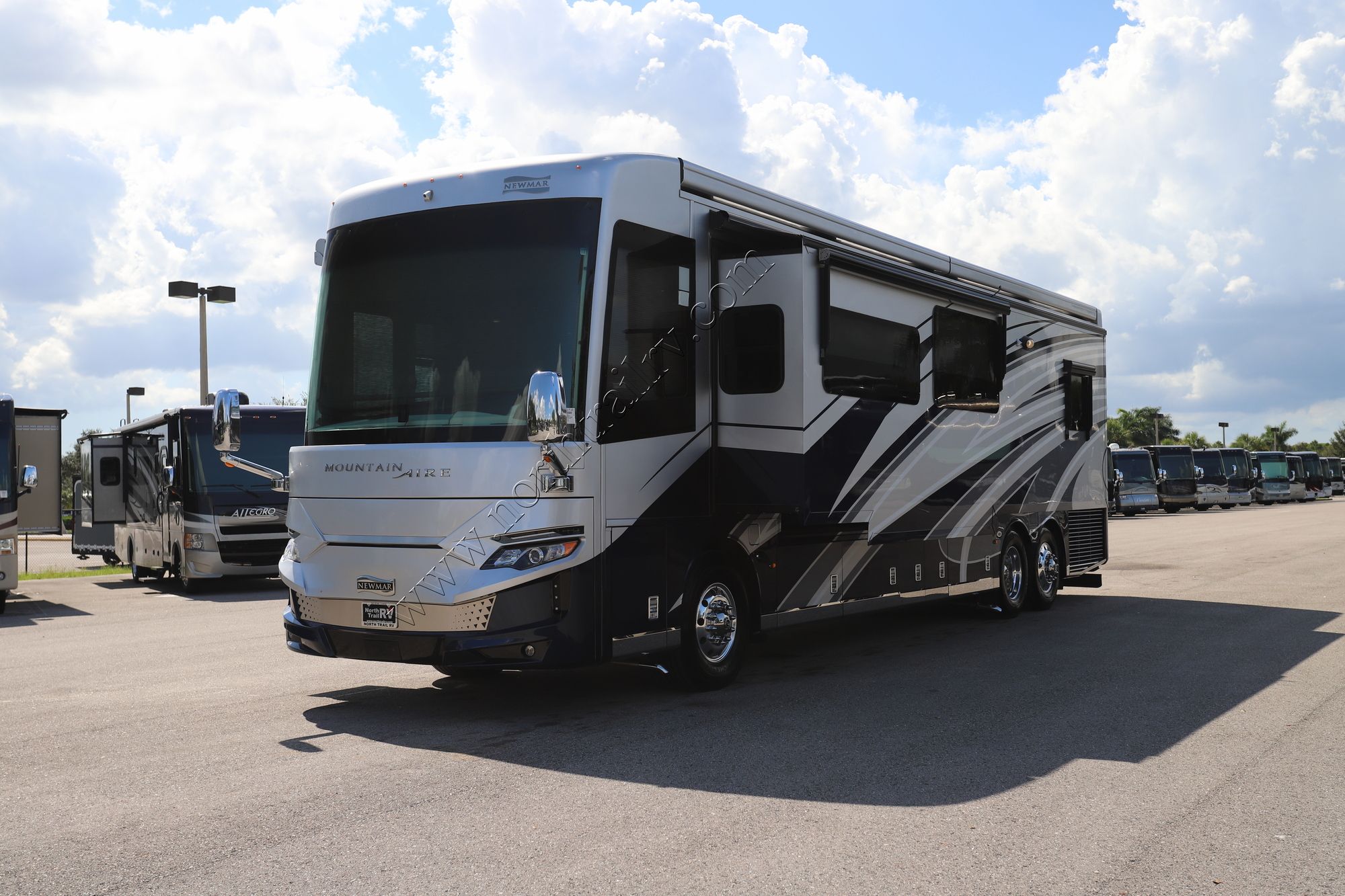 Used 2022 Newmar Mountain Aire 4118 Class A  For Sale