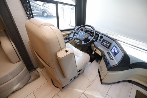 2022 Tiffin Motor Homes Allegro Red 38KA