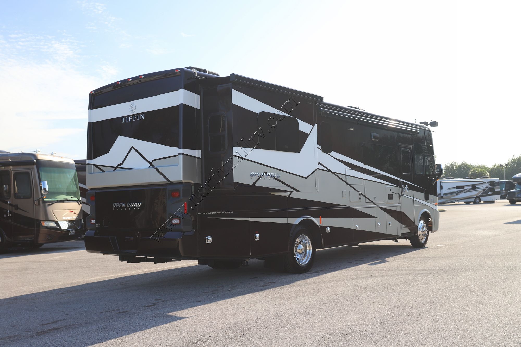 Used 2026 Tiffin Motor Homes Allegro 32SA Class A  For Sale