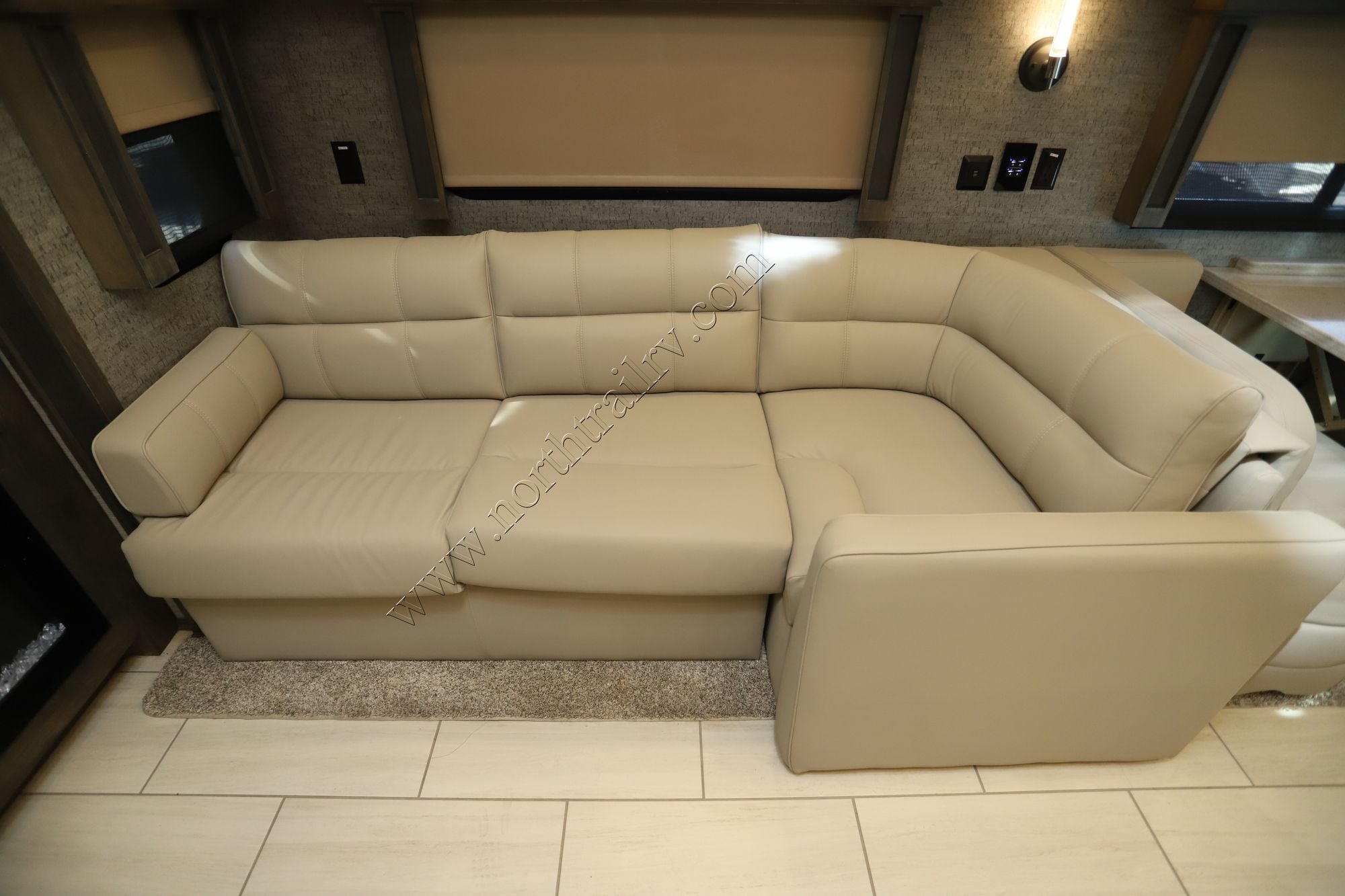 Used 2022 Tiffin Motor Homes Allegro Red 38KA Class A  For Sale