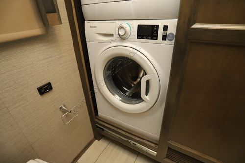 2022 Tiffin Motor Homes Allegro Red 38KA