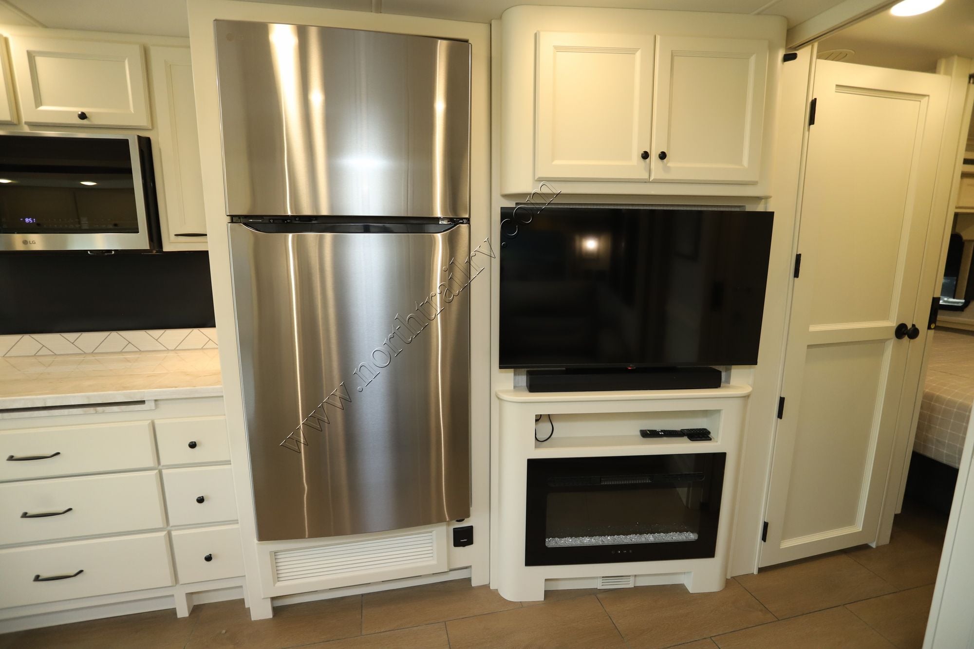 Used 2026 Tiffin Motor Homes Allegro 32SA Class A  For Sale