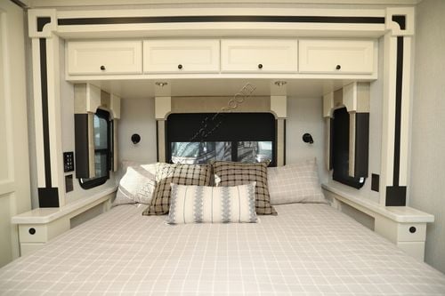 2026 Tiffin Motor Homes Allegro 32SA
