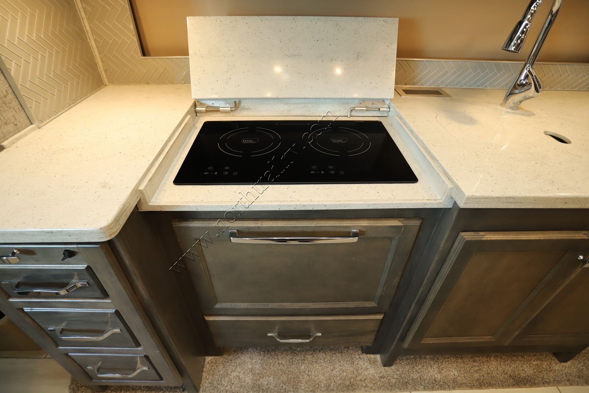 Used 2022 Tiffin Motor Homes Allegro Red 38KA Class A  For Sale