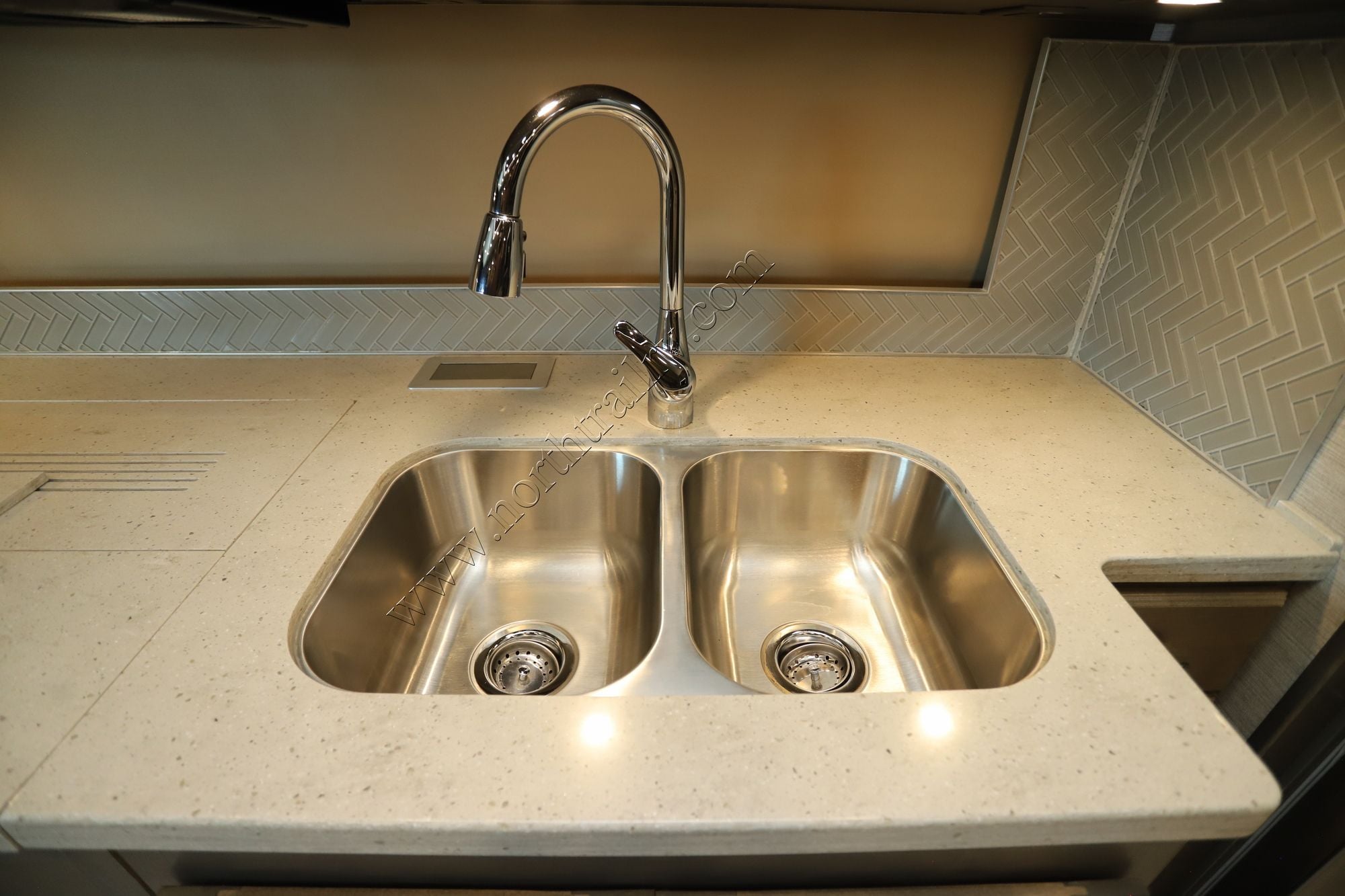 Used 2022 Tiffin Motor Homes Allegro Red 38KA Class A  For Sale