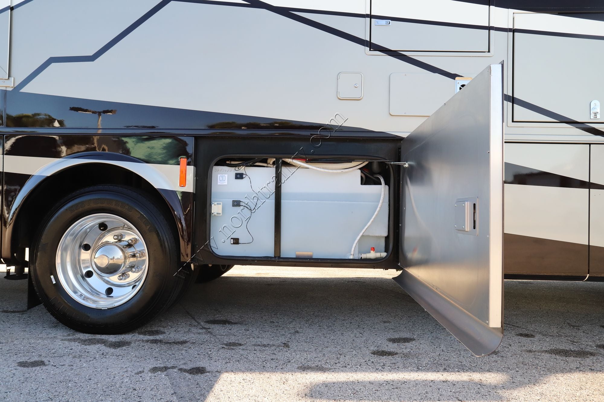 Used 2026 Tiffin Motor Homes Allegro 32SA Class A  For Sale