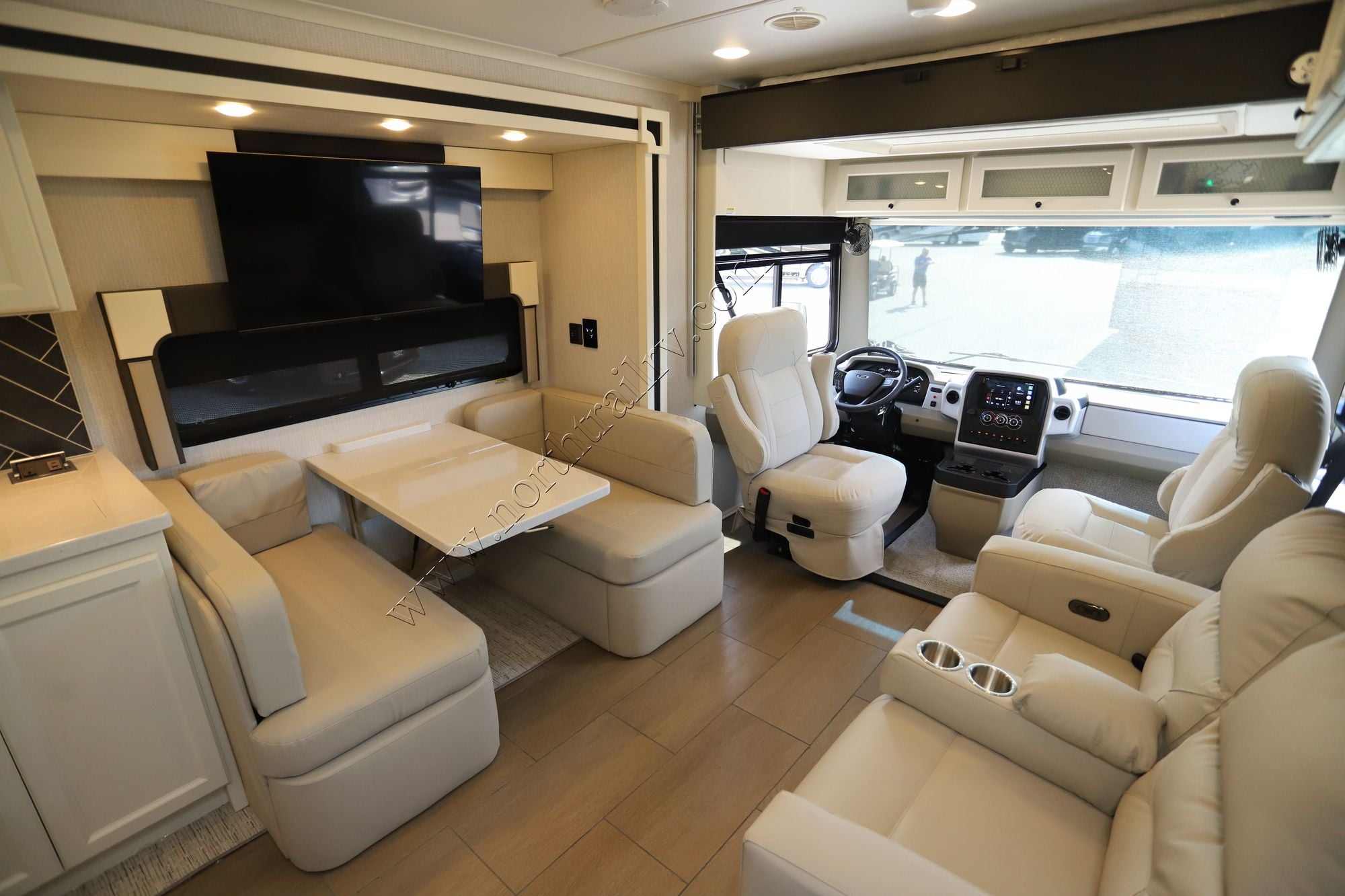 New 2026 Tiffin Motor Homes Allegro 29NA Class A  For Sale