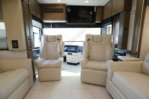 2026 Newmar Mountain Aire 4551