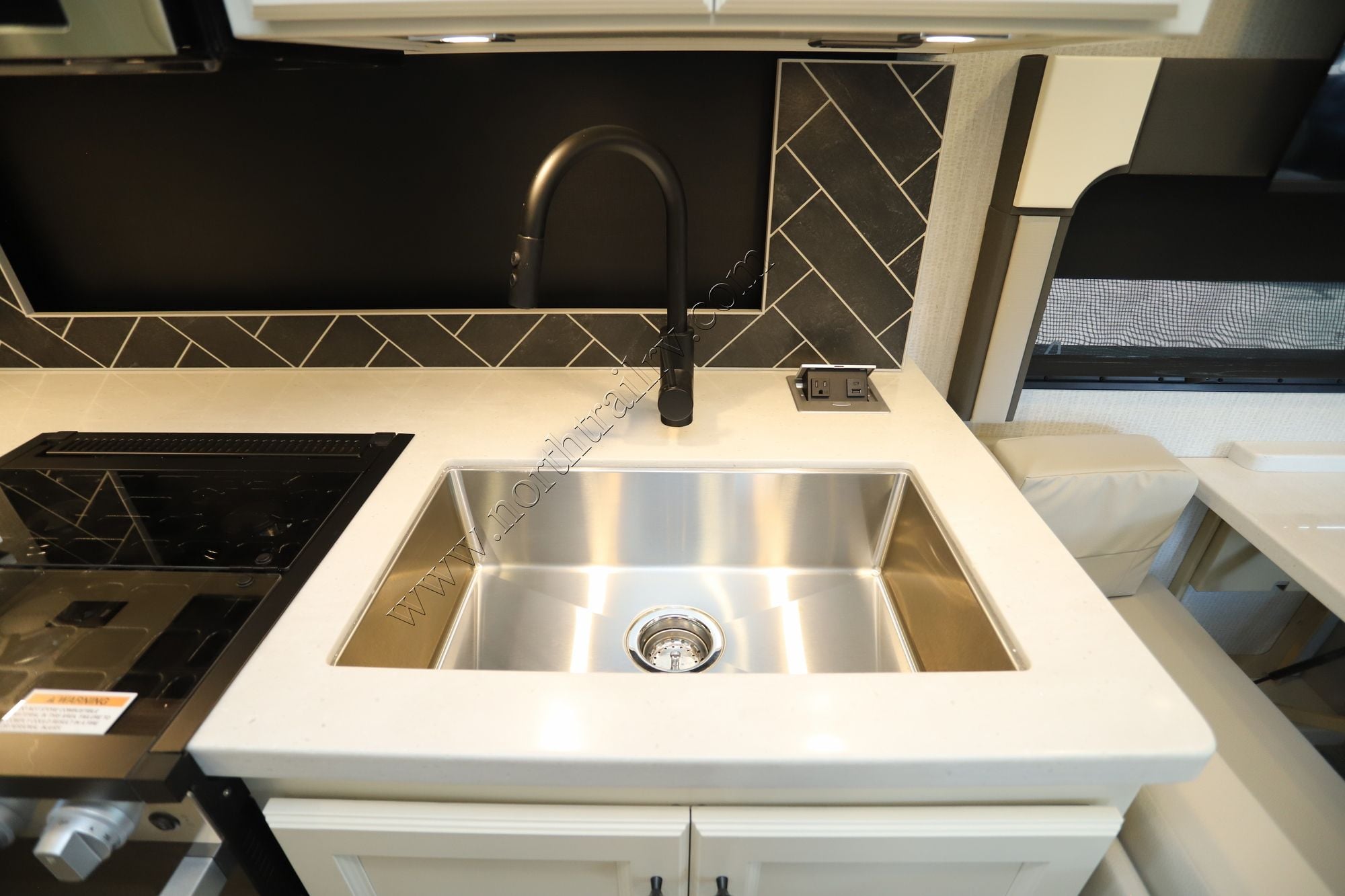 New 2026 Tiffin Motor Homes Allegro 29NA Class A  For Sale