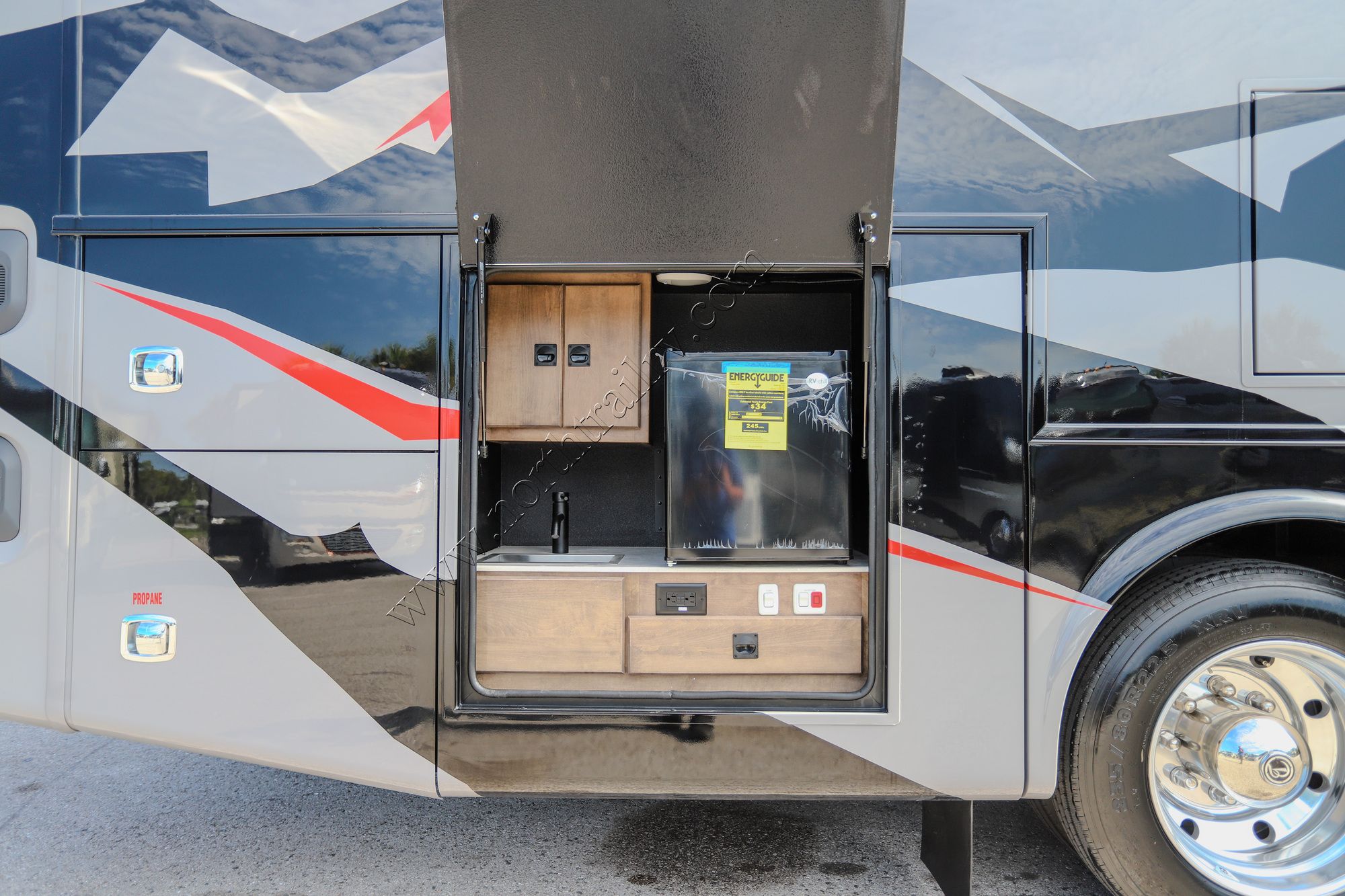 New 2026 Tiffin Motor Homes Allegro 29NA Class A  For Sale
