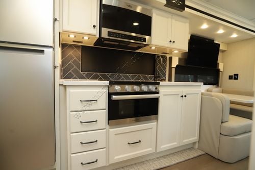 2026 Tiffin Motor Homes Allegro 29NA