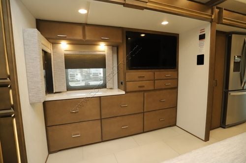 2026 Newmar Mountain Aire 4551