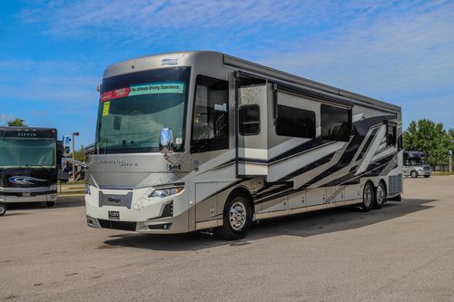 2026 Newmar Mountain Aire 4551