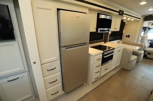 2026 Tiffin Motor Homes Allegro 29NA
