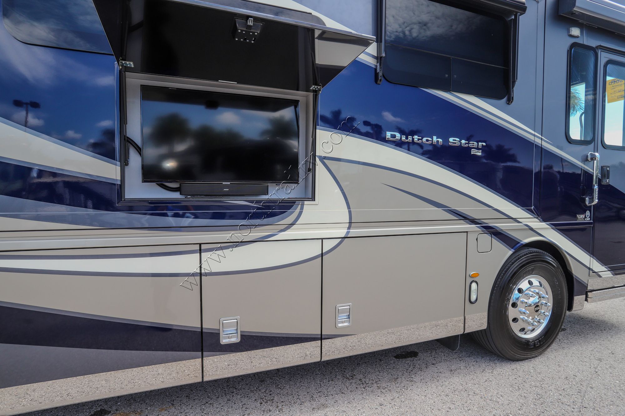 Used 2020 Newmar Dutch Star 4369 Class A  For Sale
