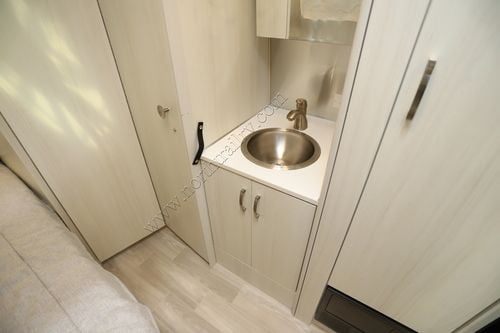 2023 Airstream Bambi 19CB