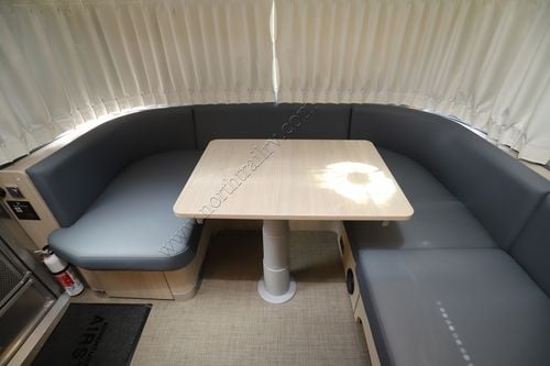 2026 Airstream Globetrotter 25FB