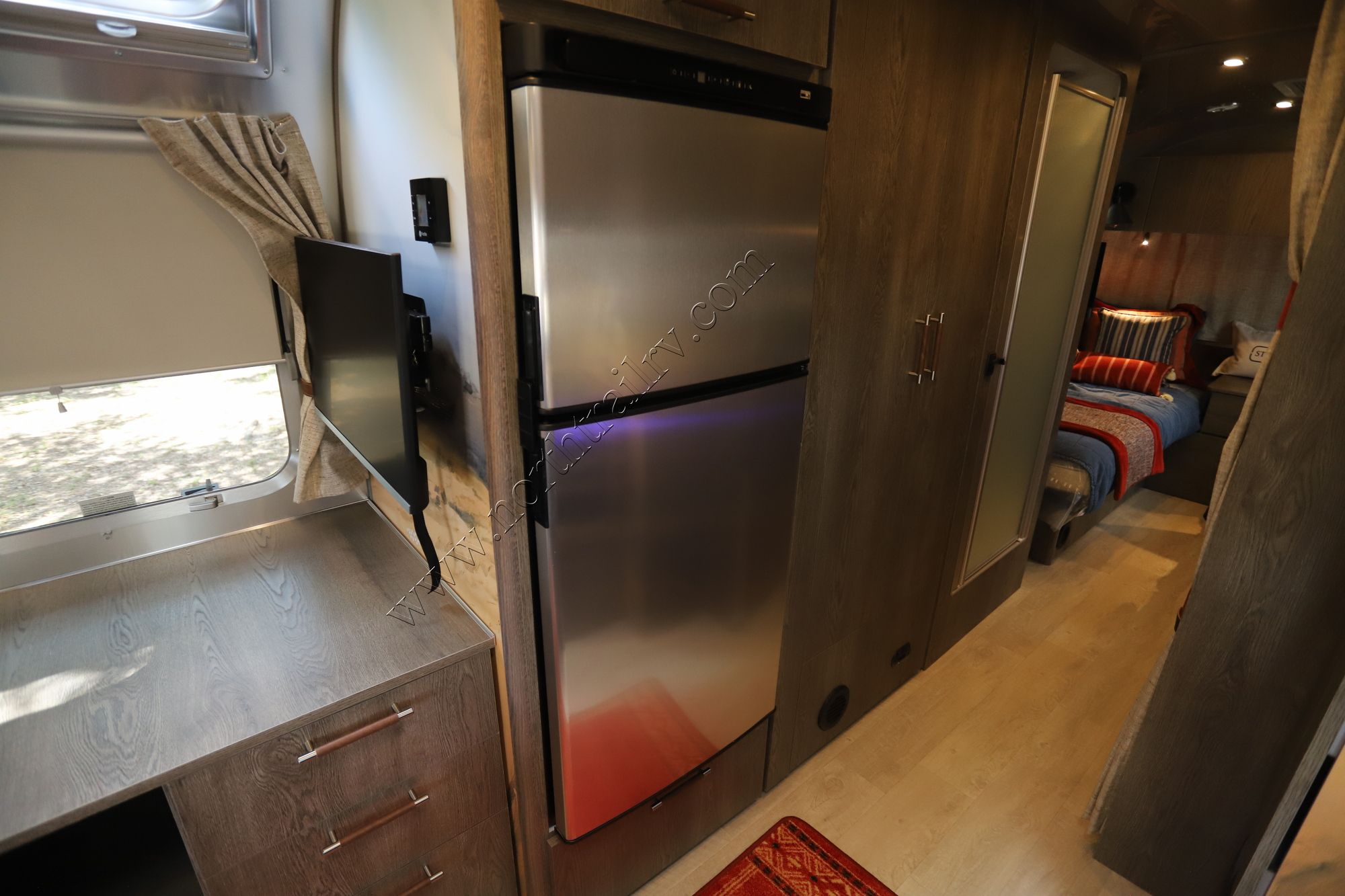 2026 Airstream Stetson 27FB Travel Trailer New  For Sale