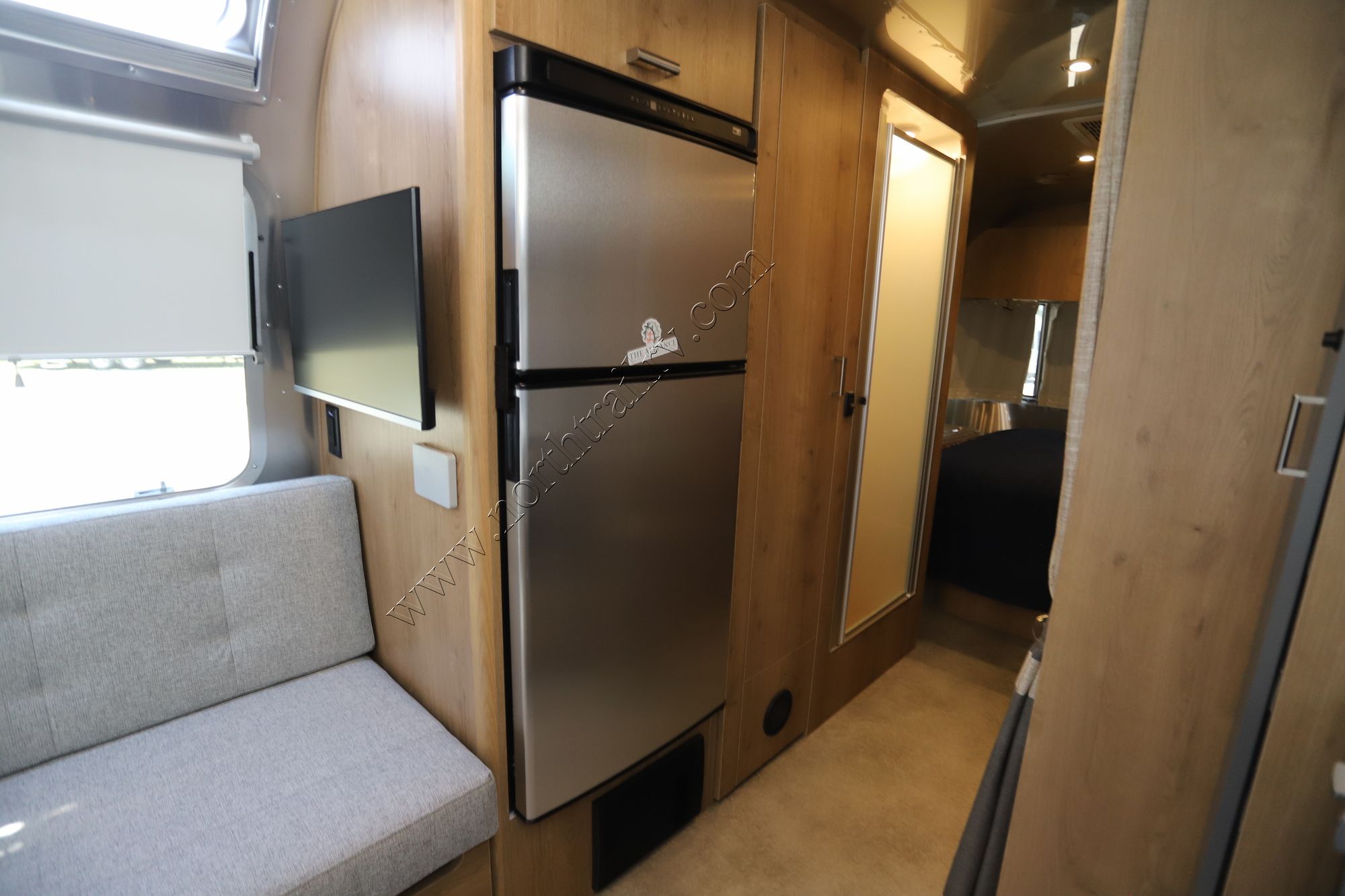 Used 2025 Airstream Trade Wind 25FBQ Travel Trailer  For Sale