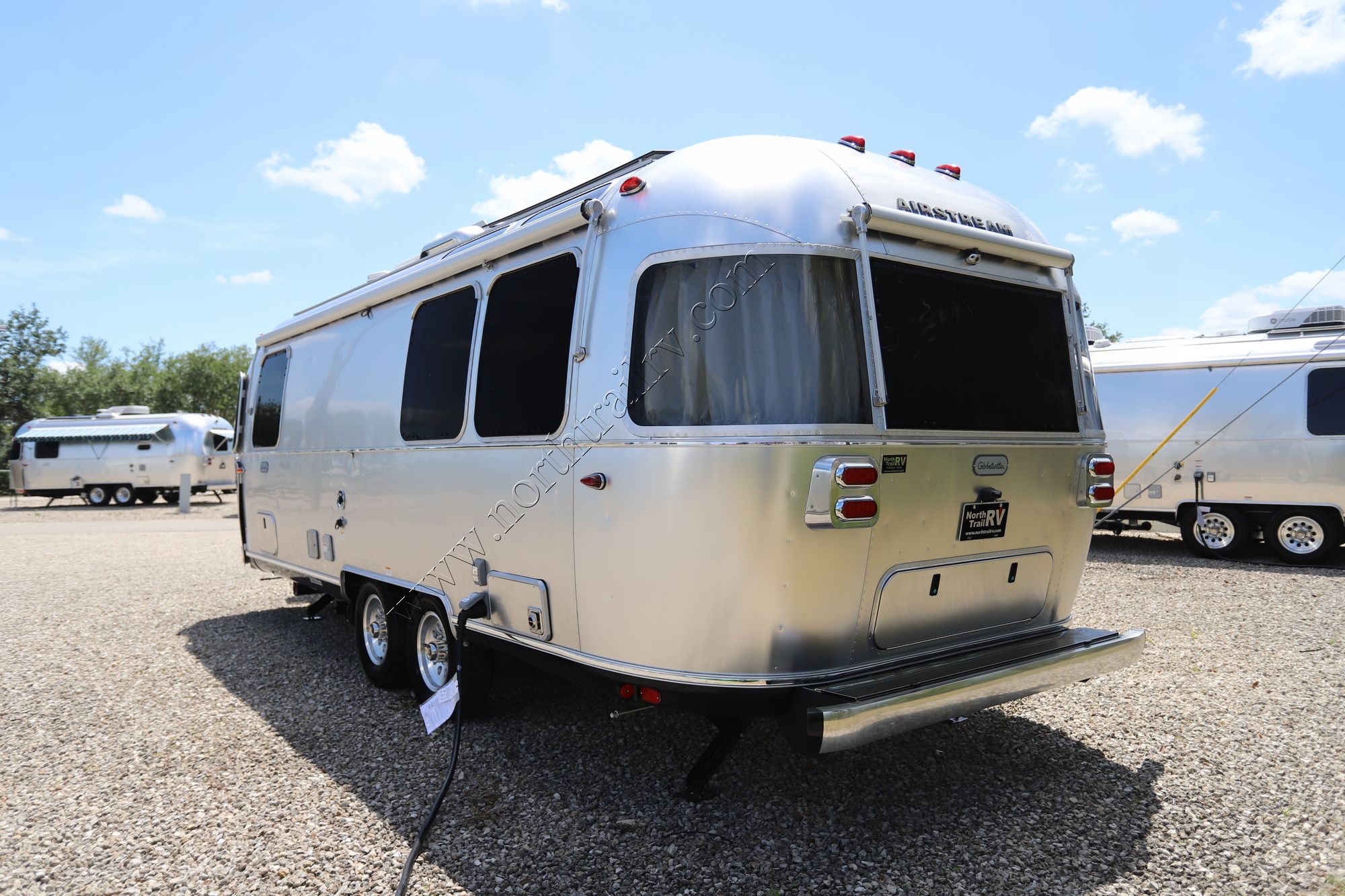 2026 Airstream Globetrotter 25FB Travel Trailer New  For Sale
