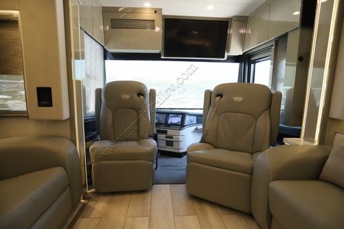 2023 Newmar King Aire 4596
