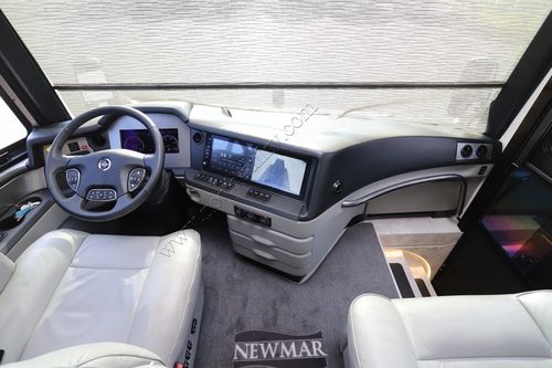 2025 Newmar Mountain Aire 4118
