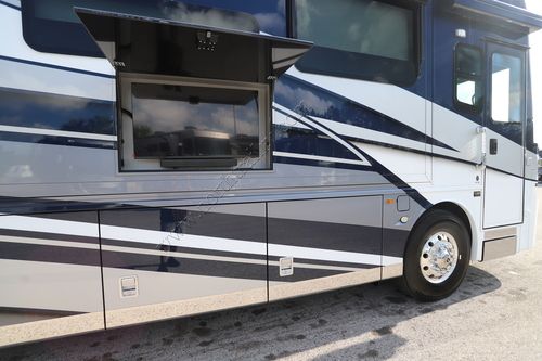 2025 Newmar Mountain Aire 4118