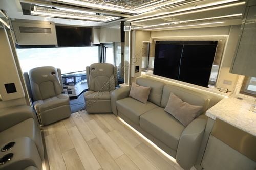 2023 Newmar King Aire 4596