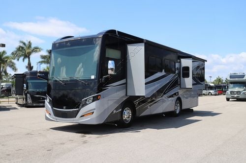 2022 Tiffin Motor Homes Allegro Red 33AA