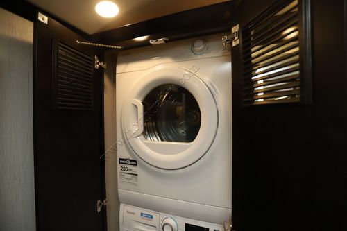 2025 Newmar Mountain Aire 4118