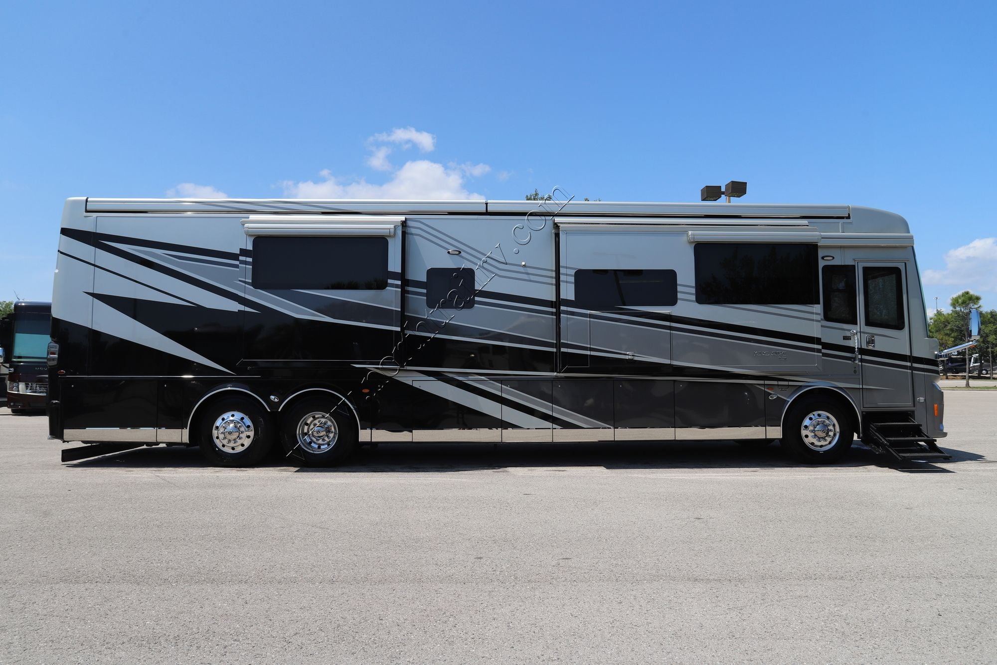Used 2023 Newmar King Aire 4596 Class A  For Sale