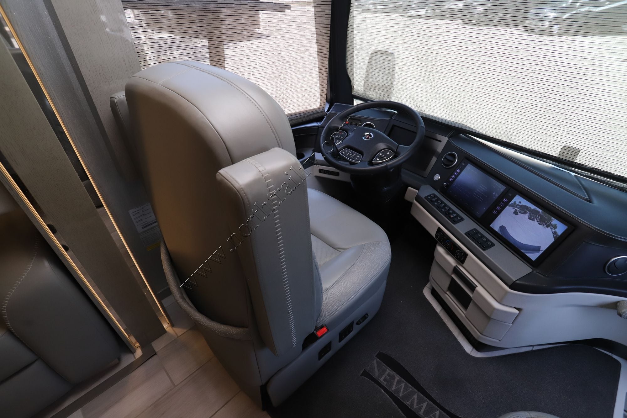 Used 2023 Newmar King Aire 4596 Class A  For Sale