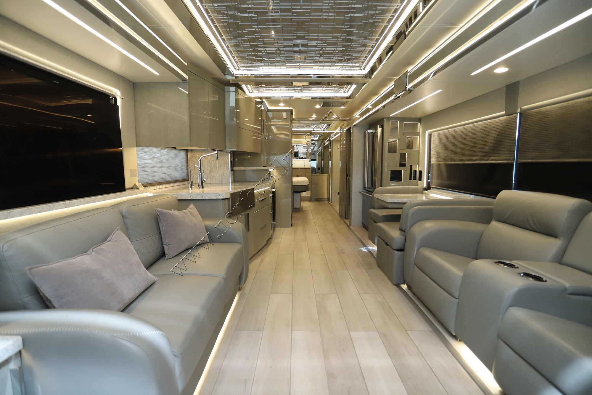 Used 2023 Newmar King Aire 4596 Class A  For Sale