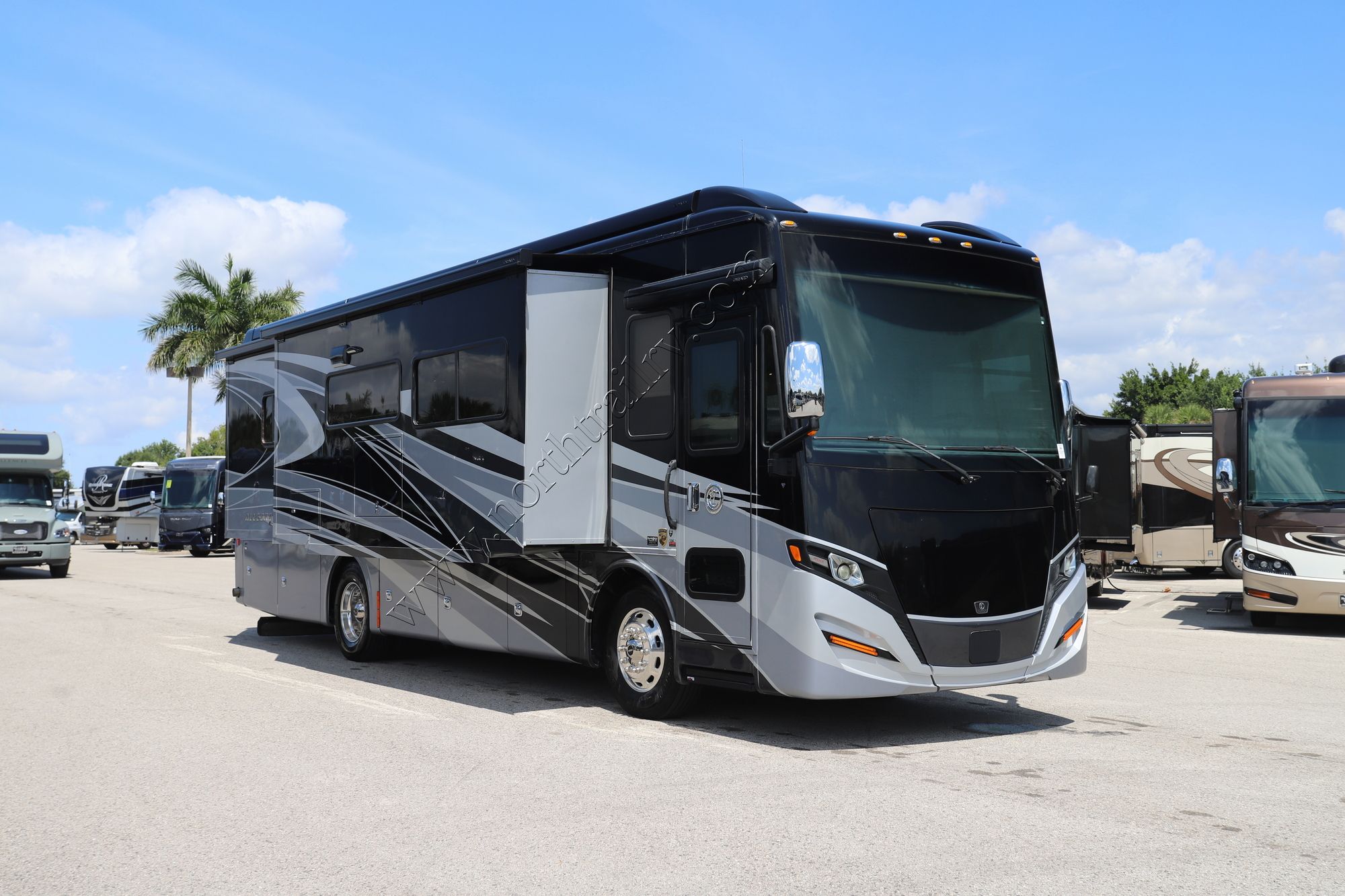 Used 2022 Tiffin Motor Homes Allegro Red 33AA Class A  For Sale