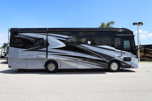 2022 Tiffin Motor Homes Allegro Red 33AA