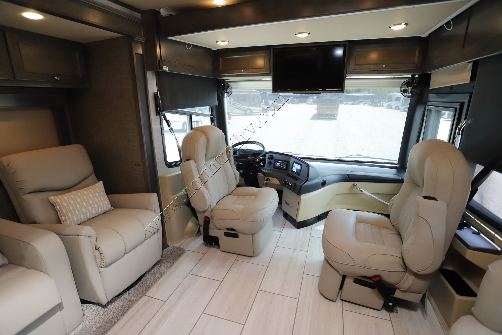Used 2022 Tiffin Motor Homes Allegro Red 33AA Class A  For Sale