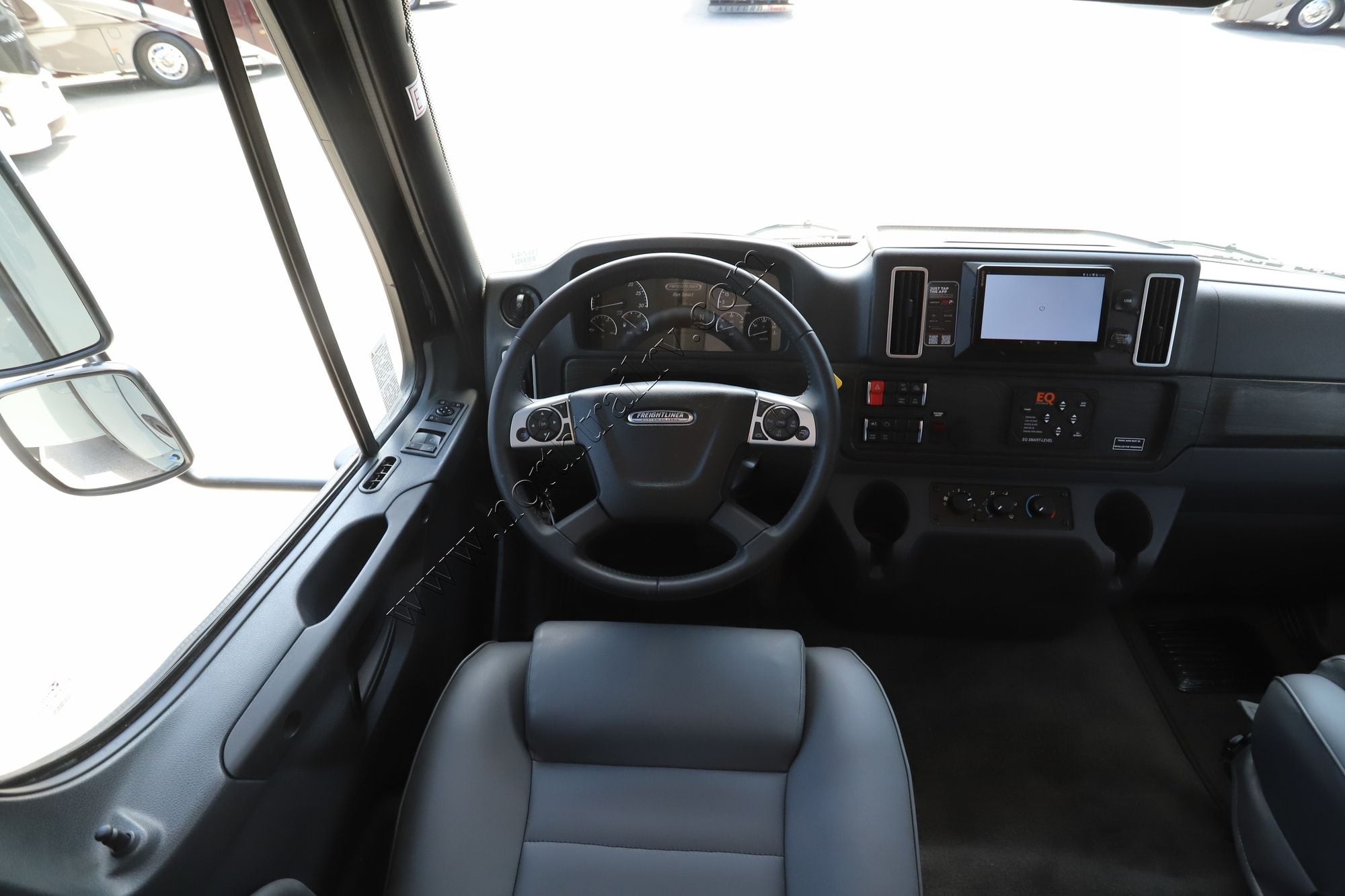 New 2026 Renegade Rv Valencia 36SB Super C  For Sale