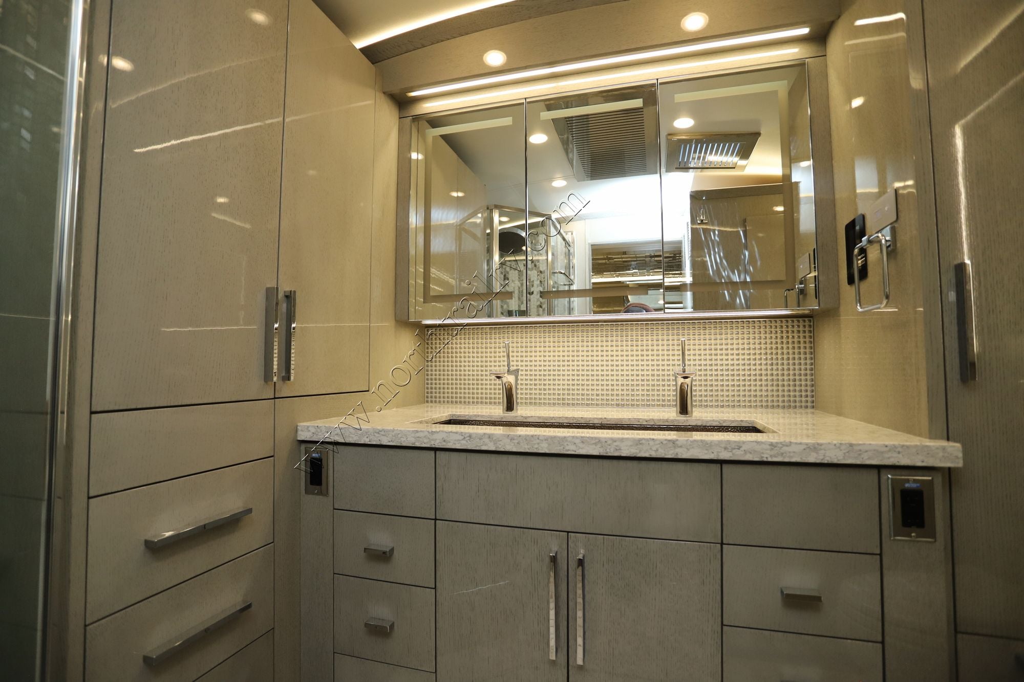 Used 2023 Newmar King Aire 4596 Class A  For Sale